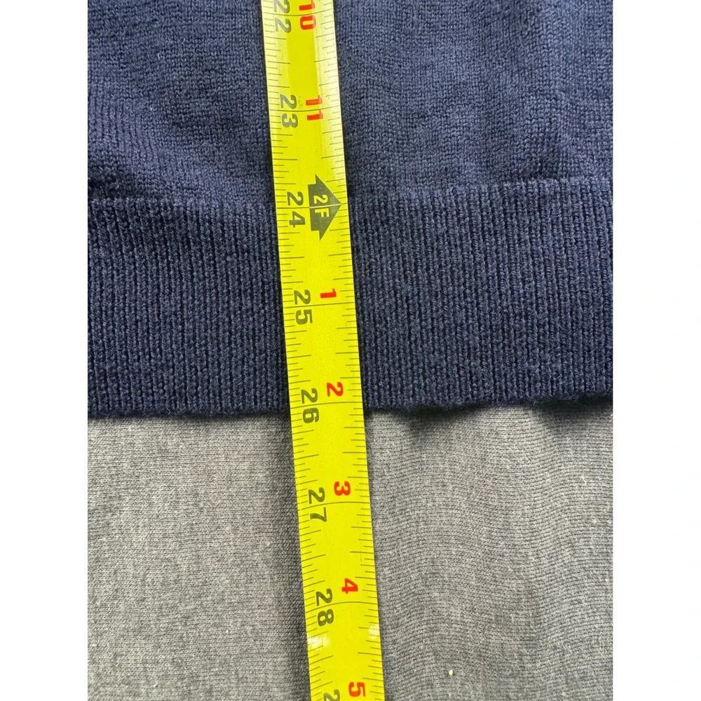 Banana Republic Mens Navy Blue Extra Fine Merino Wool V-Neck Sweater Medium‎